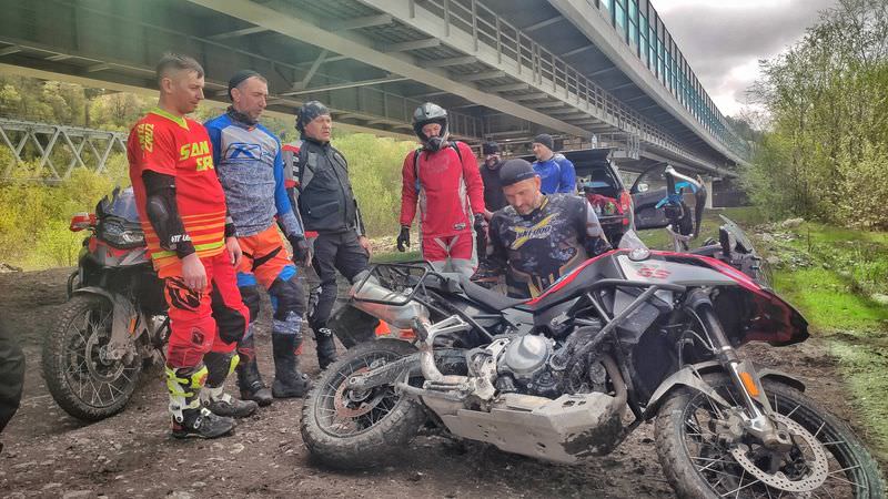 21-26 April Enduro off-road BMW GS Riding skills training Rusmototravel RMT Ride Russia F750GS F850GS