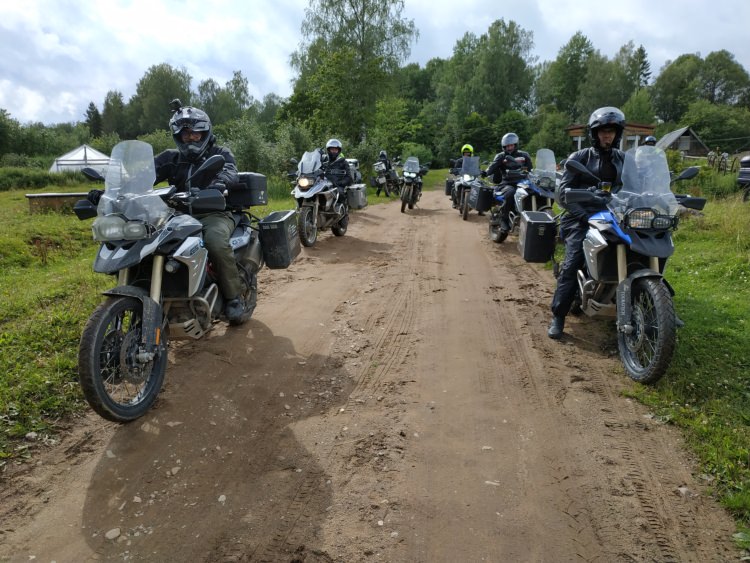 Seliger-Valday/Valdai weekend motorcycle tour with Rusmototravel