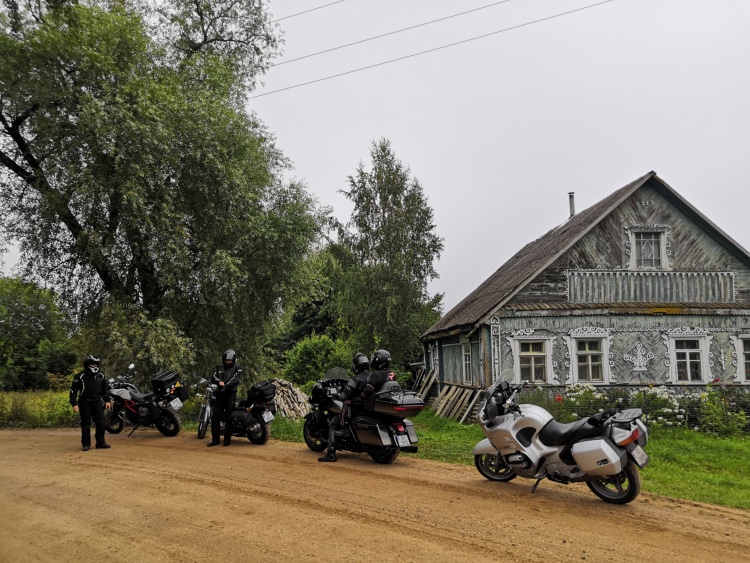 Saint-Petersburg-Moscow Motorcycle Tour Rusmototravel local villages Novgorod