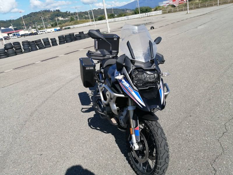 Продаем BMW R1250GS 2019 года из корп парка РМТ