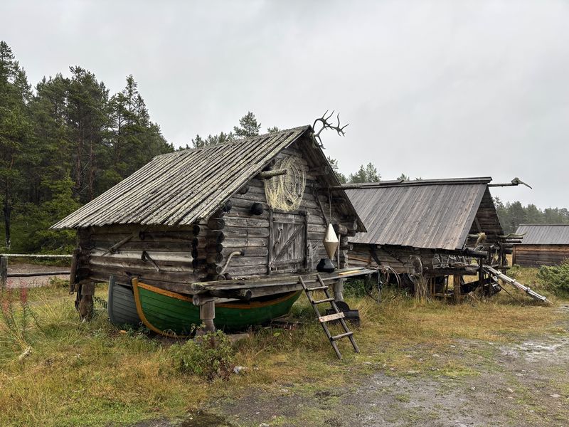 Мототур на Кольский Полуостров с Рус Мото Тревел, Белое и Баренцево моря, киты в Териберке, Беломорские мидии, Ловозерские 