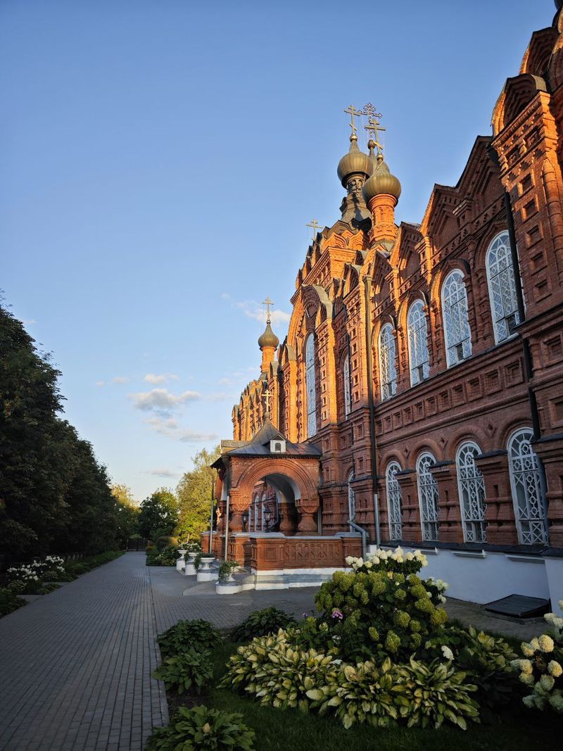 Мототур в калужскую область Рус МОто Тревел Никола Ленивец, Калуга, Оптина пустынь